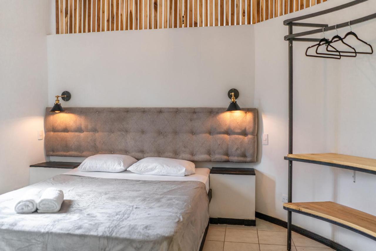 Plaza Royal Apartments Playa Santa Teresa  ภายนอก รูปภาพ